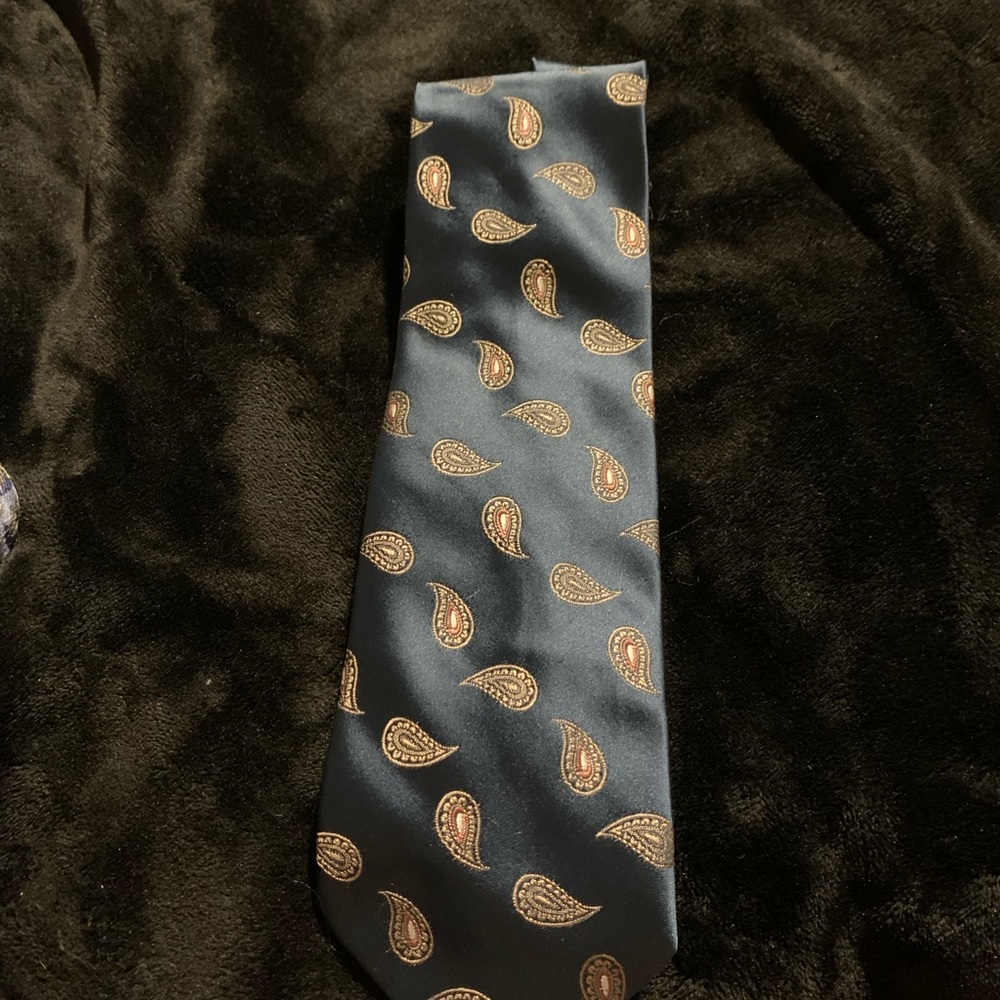 Warren Scott silk tie